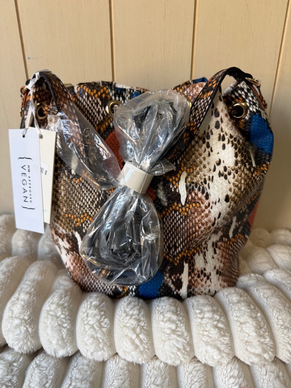 Hobo Snakeskin Vegan Shoulder Bag Brand new with tags Crossbody Purse